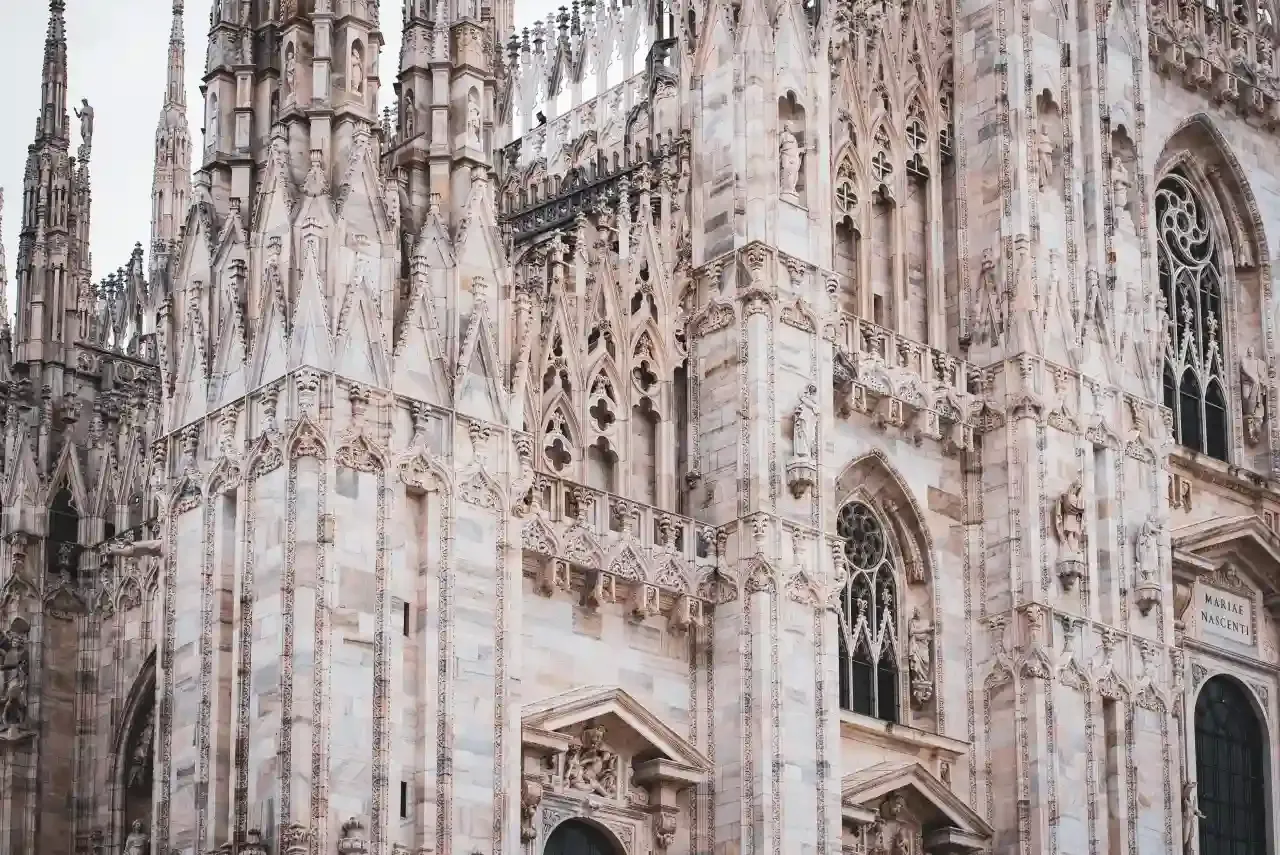 The architectural style of the Duomo