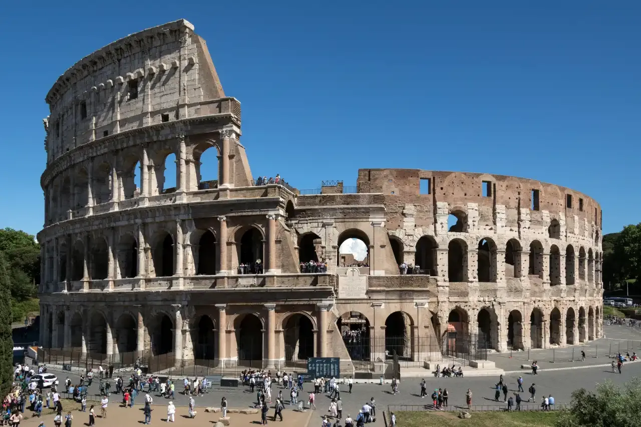 Colosseum opening hours