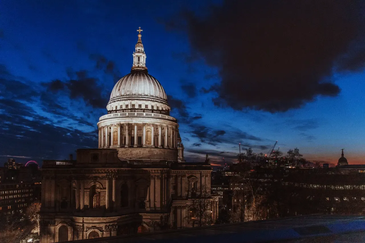 The dome of St. Paul's Cathedral at night