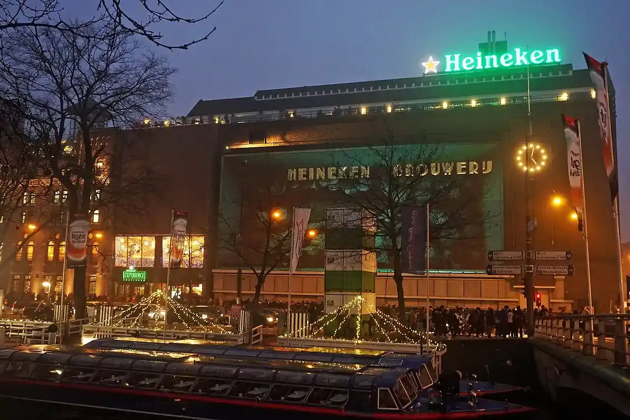 Heineken Experience at night