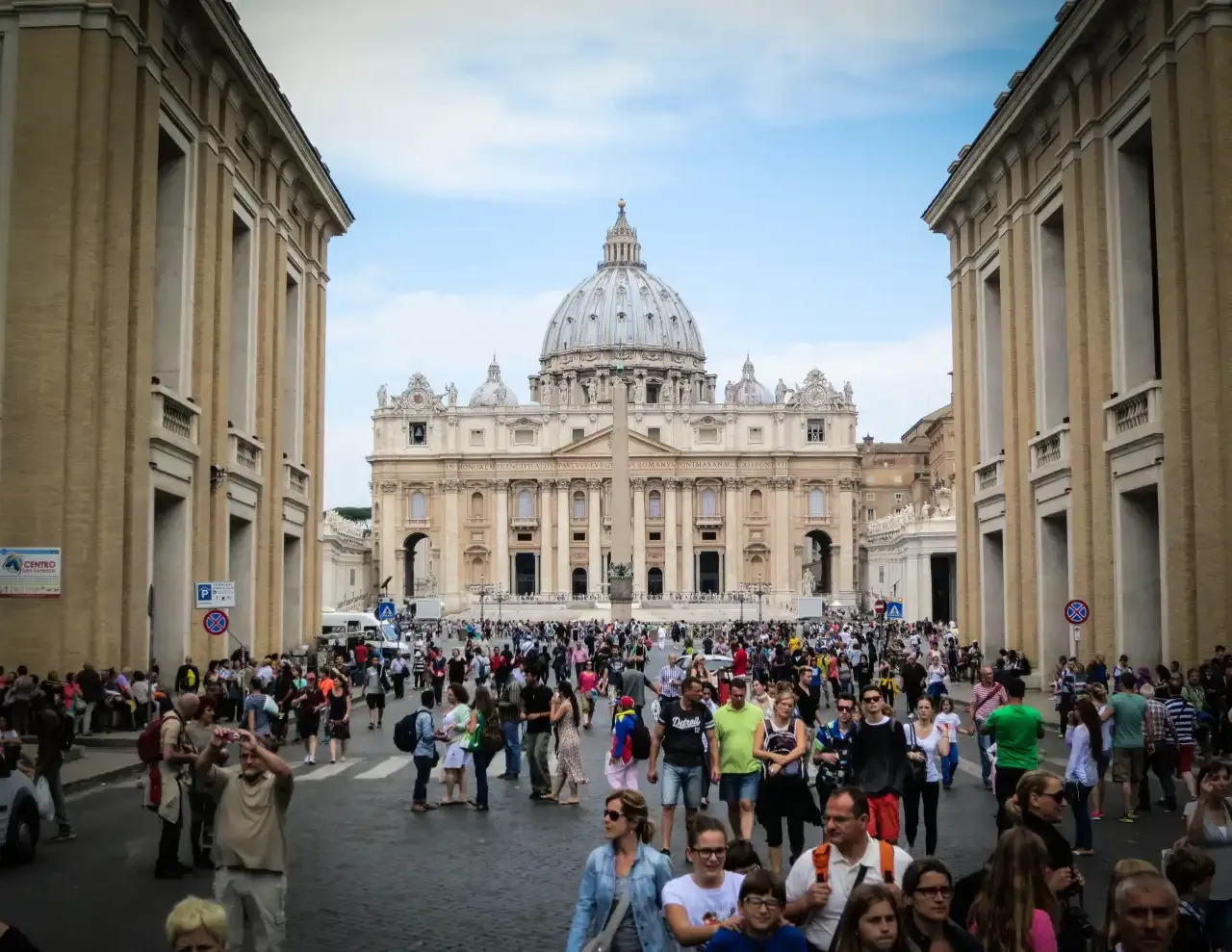 How to get to the St. Peter’s Basilica on foot