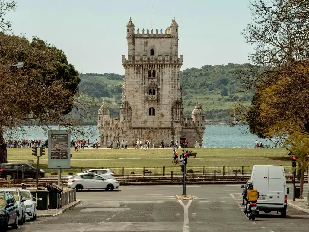 How to get to the Belém Tower by car
