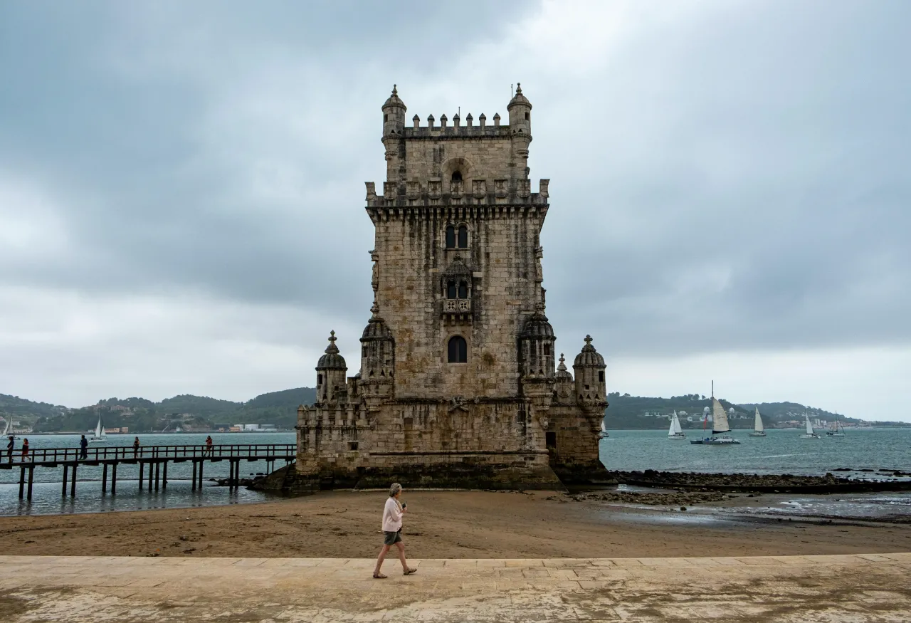 How to get to the Belém Tower on foot