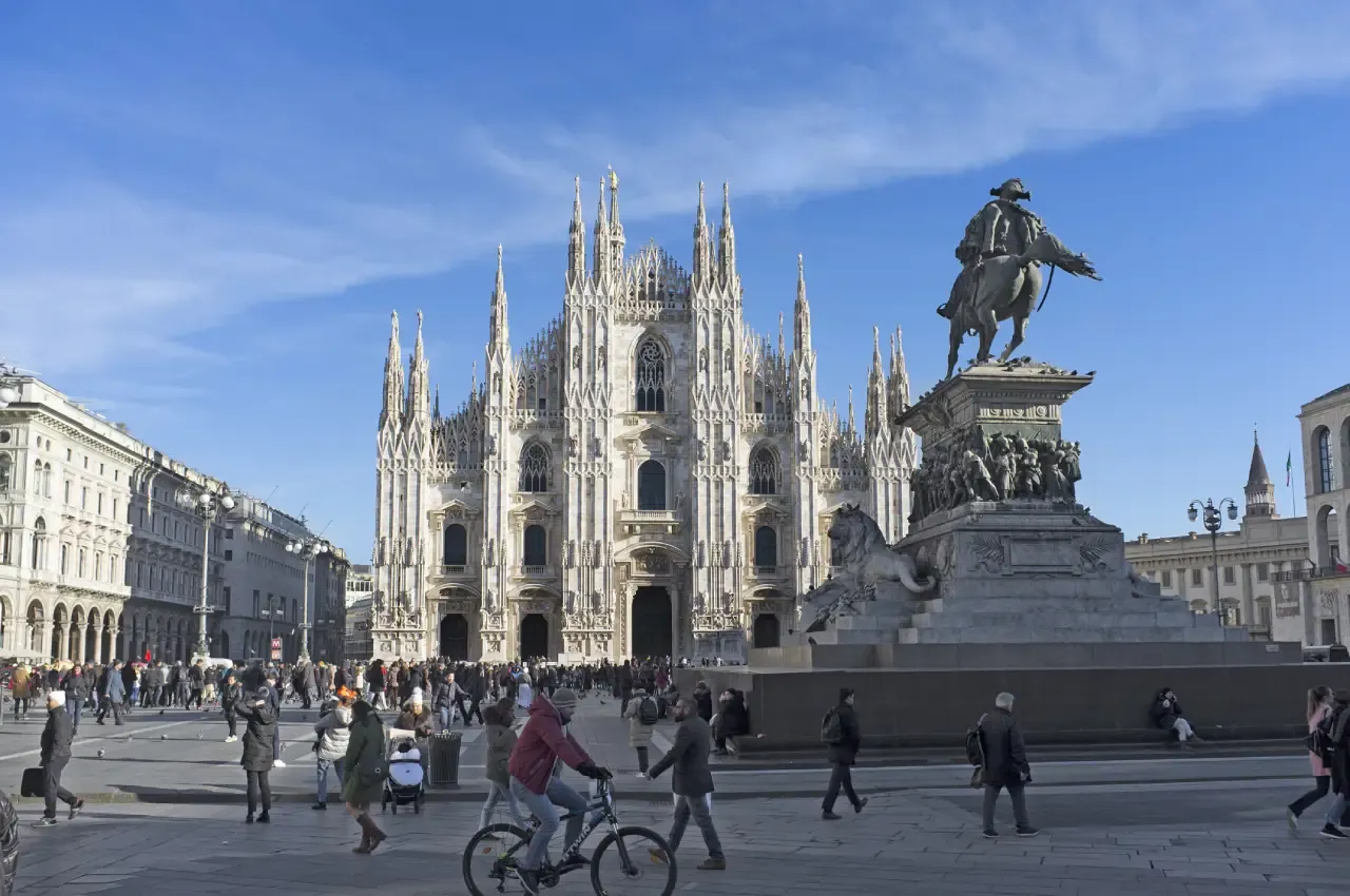 How to get to the Duomo Milan by bike