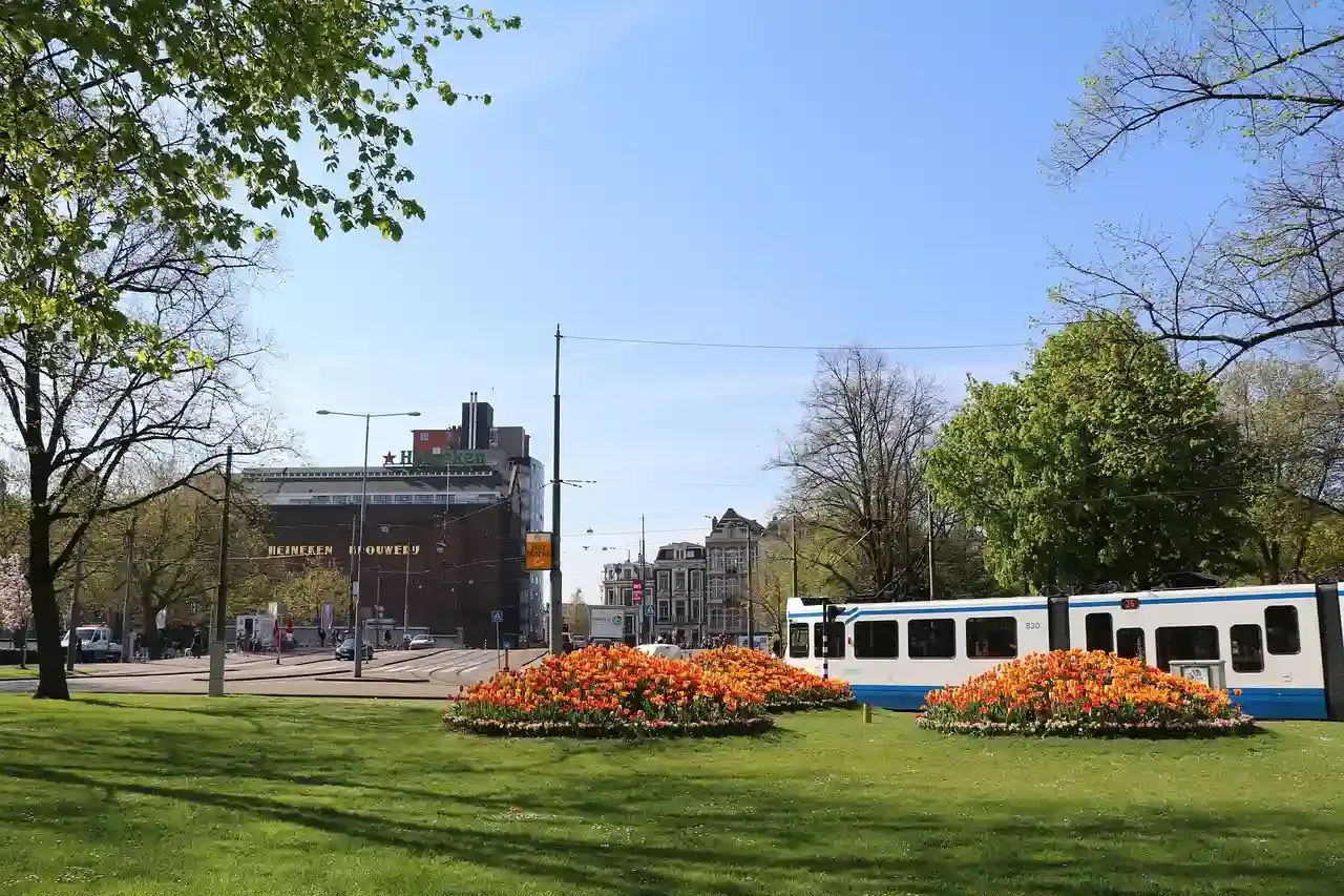 How to get to the Heineken Experience