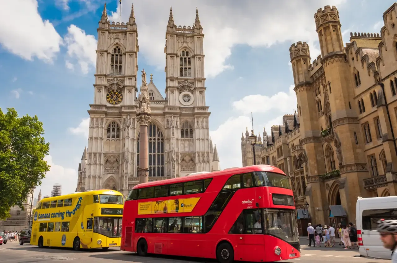 How to get to Westminster Abbey