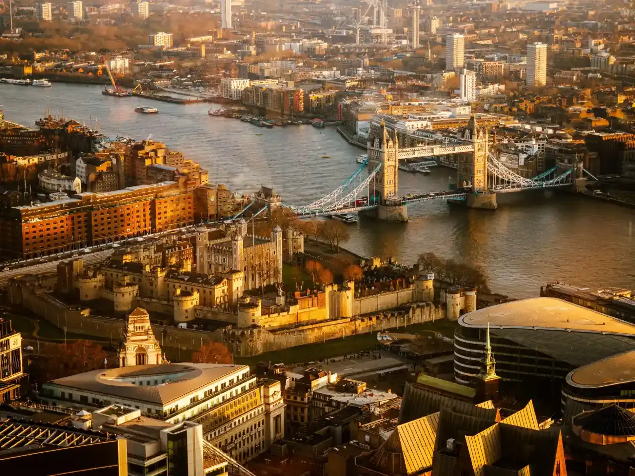 How to get to the Tower of London