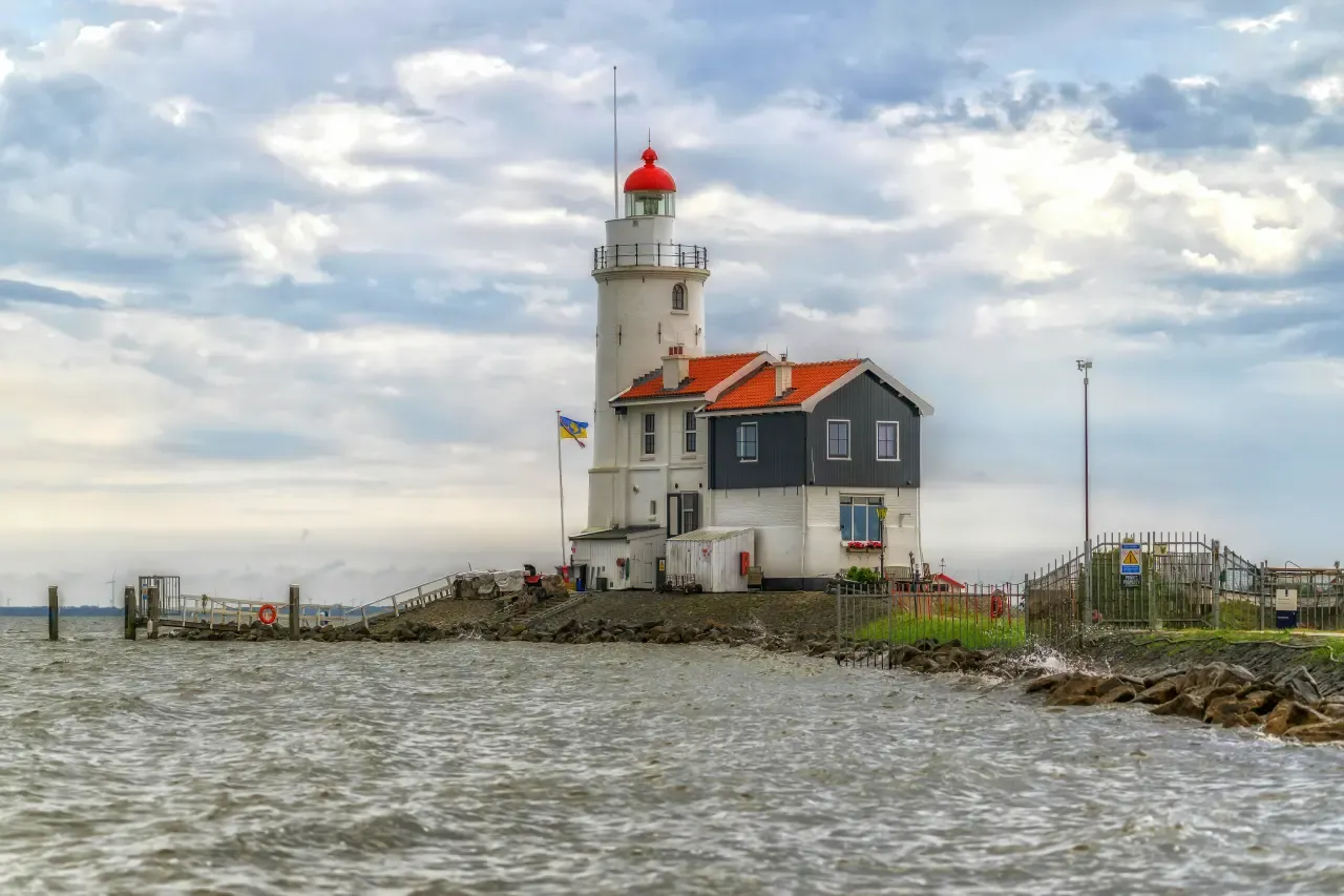 Marken