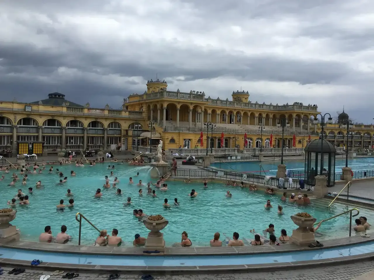 Outdoor thermal pool