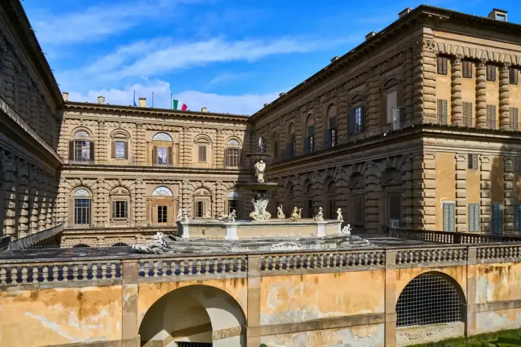 Palazzo Pitti opening hours