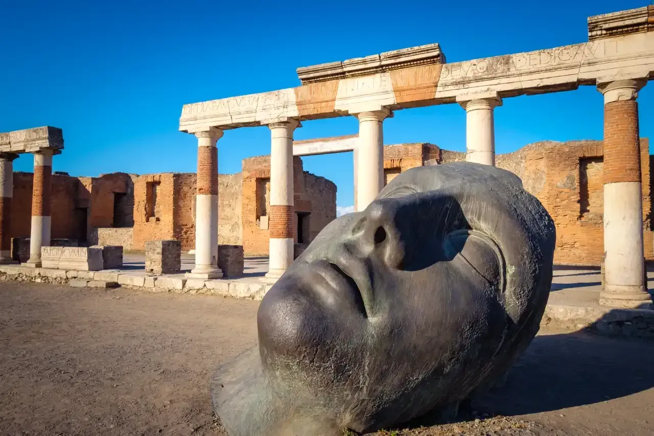 Pompeii Artebus Shuttle