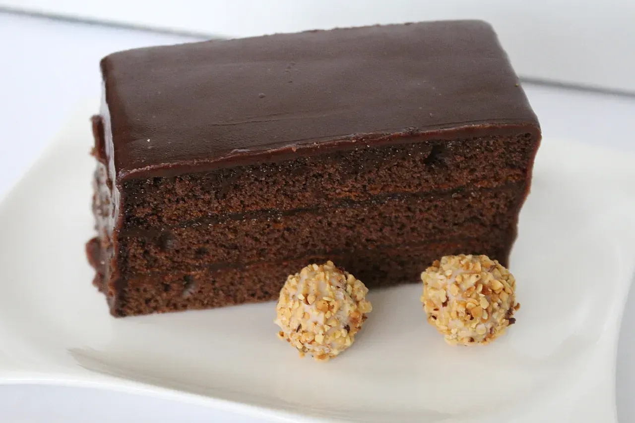 Sacher cake