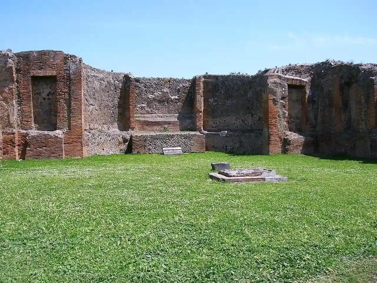 Sanctuary of the Lari Pubblici