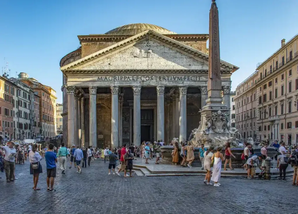 Tourists at the Pantheon in Rome