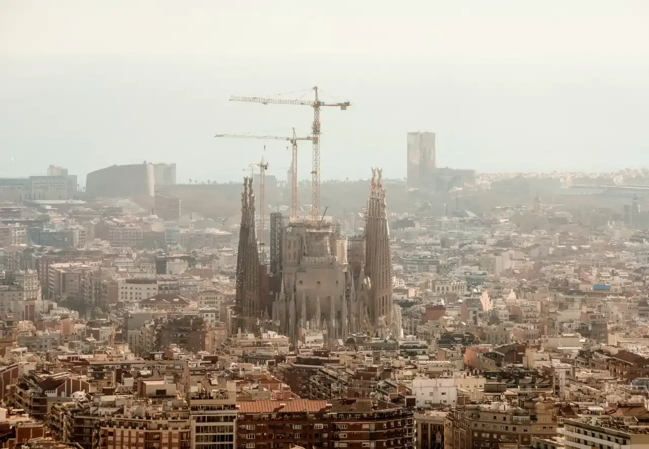 Visit the Sagrada Familia in winter
